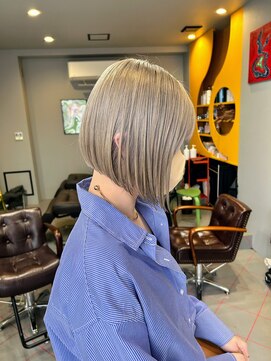 ダニーコウベ(Danny kobe) ホワイトベージュ