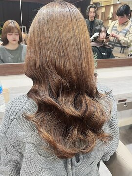 アミー 駒澤(Ammy komazawa) コテ巻き風パーマ/韓国風パーマ/ロングパーマ 纐纈