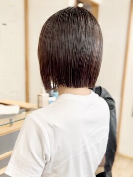 ネオリーブ クーロ(Neolive curro) 小顔タッセルボブ×美髪[ぱつっとボブ/縮毛矯正/横浜韓国]