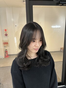 ナンバー 竪町(number+) 韓国風エギョモリ★くびれ外ハネ大人可愛い小顔シースルーバング