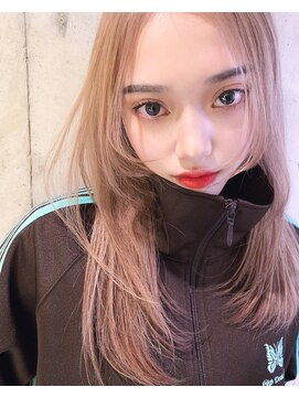 シリー(Silly) ブリーチカラーで作るベージュカラー