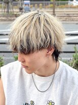 ダブルカラースパイラルパーマツイストパーマフェード短髪