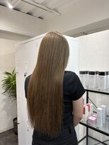 ハク(HAKU) ベージュカラー