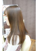 チチカカ(chichikaka)&nbsp;営業ビフォーアフター、ツヤツヤ上質縮毛矯正