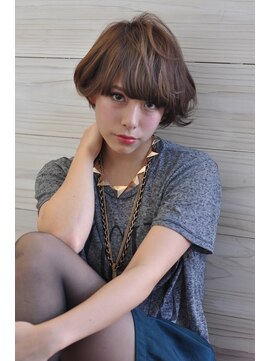 クラン(clan) くせ毛風ルーズカール×オレンジベージュ