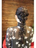 結婚式パーティーアップ編み込みダウンスタイル