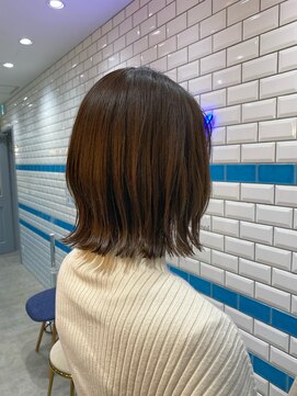 シー バイ ロンド 新宿(Sea by Lond) 【藤原三知代】小顔ダークカラーの切りっぱボブ