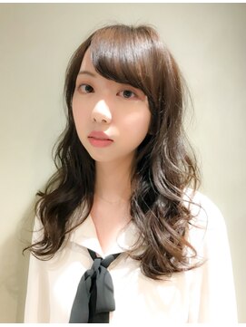 ウィステリア 銀座(WISTERIA) 【遠藤】フェザーウェーブ外ハネナチュラルベージュ20代30代