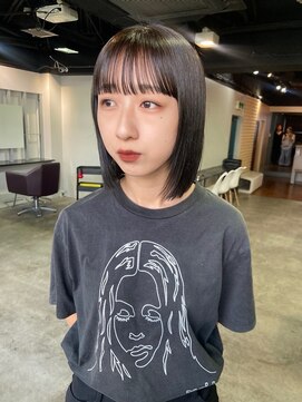 スティーロ 渋谷(Steelo) Steelo  切りっぱなしミニボブ×ワイドバング