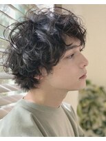 短すぎる髪が苦手な男性へ！ミディアムマッシュパーマ　黒髪ヘア