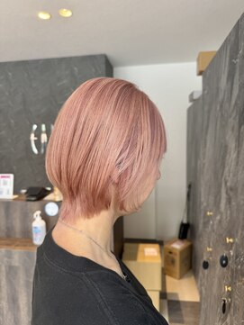 アースコアフュールボーテ 佐倉店(EARTH coiffure beaute) ハイトーン×ショート