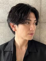 ブルニール 中崎町(BLEUNIR)&nbsp;ビジネスヘア　波巻きパーマ センターパート ツイストスパイラル