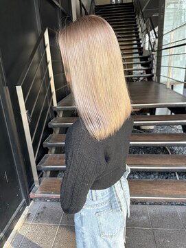 ロンドルピナス 小倉(Lond Lupinus) ミディアムヘア暗めカラー/デザインカラー/フェイスフレーミング