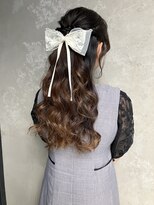 コトナ(kotona)&nbsp;【リボンハーフアップヘアアレンジ】ヘアセットシニヨンカチモリ