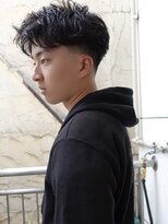 ノラ シブヤ(NORA)&nbsp;アクティブショートピンパーマテーパーフェード刈り上げ短髪黒髪