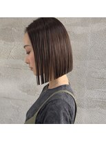 ヘアアンドビューティー クローバー(Hair&Beauty Clover)&nbsp;究極のぷつっとライン・大人のタイトミニボブ