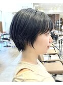 〔岩田莉奈〕新宿髪質改善　大人の魅力引き出す丸みショートボブ