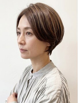 アムール稲田堤(amour) ふんわりショートボブダークベージュ◎小顔ハイライト白髪ぼかし