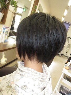 コアフィールフィス(COIFFURE fils) ふんわりナチュラルショート