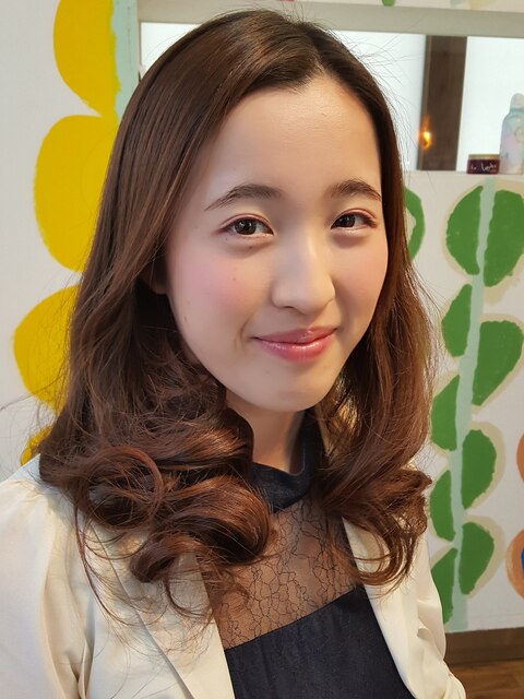 MOON・巻き髪style