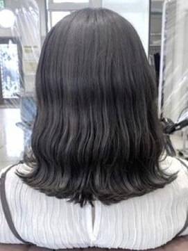 クアトログランシュ ひたちなか店(QUATRO×GranCieux) マットグレージュ