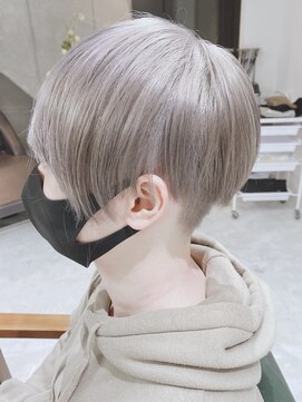 デイズ(days) 韓国マッシュ　センターパート　ニュアンスマッシュサイドパート