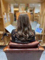 アドラーブル 長岡新保店(adorable)&nbsp;フルハイライト☆透明感グレージュカラー