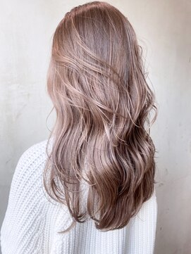 アイティーバイアルバム 下北沢店(IT by ALBUM) グレージュロング_アースカラーくびれヘアツートン_ba376101