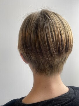 ブロッサム 若葉店(Blossom) ハンサムショート