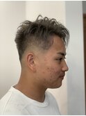 ブリーチした髪に一度は