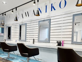 Hair Salon AWANIKO 浦添店 [アワニコ浦添店]