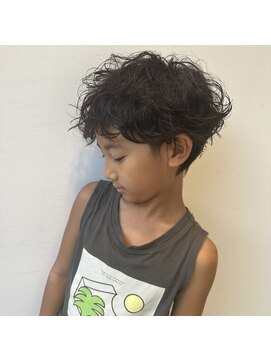 ビューティーリゾート アカヒゲ(Beauty Resort AKAHIGE) 旬なキッズ波巻きパーマ