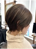 白髪ぼかしハイライト/似合わせカット/大人ショートボブ