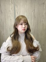 ラフィット 香椎(lafit)&nbsp;中明度オリーブベージュ　寒色ベージュカラー　艶　透明感カラー