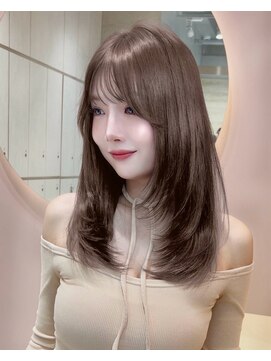 グロー 大宮(GLROW) 似合わせカットメルティカラーフェミニンロングマロンベージュ