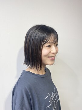 クオーレ(CUORE) 切りっぱなしボブ