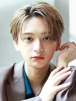 オーシャントーキョー サニー 原宿(OCEAN TOKYO Sunny)&nbsp;ブロンドフェザーセンターパート