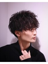人気のツイストスパイラルパーマや波巻きパーマ、ビジネスシーンまで可能な幅広いパーマスタイルが◎