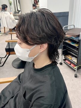 ネオリーブ クーロ メゾン 横浜(Neolive curro Maison) 波巻きツイストスパイラルフェザーパーマ　MEN’S HAIR