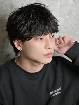 ルーシー 川越(LUCEY) ツイストスパイラルパーマ波巻きパーマシャドウパーマメンズ