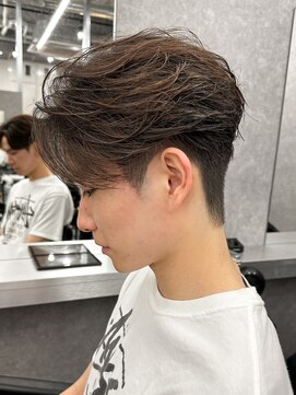 エルマーク 梅田(L-MARK) センターパート/ニュアンスパーマ/ダウンパーマ/men's