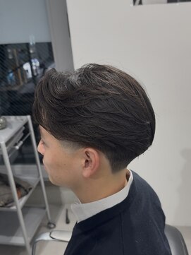 グルーマーズクレッジ 渋谷店(GROOMER/S CREDGE) men's/メンズ/メンズカット/刈り上げセンターパート/渋谷