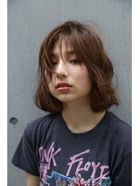 キサイ バズ(kisai BUZZ)&nbsp;kisaiBuzz＊西川史浩　重軽ボブスタイル