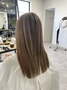 ナンバー(number+) 20代30代ハイライトバレイヤージュブリーチ立体感透け感