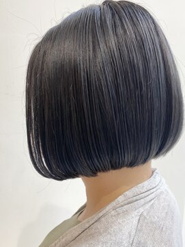 ネオリーブギンザ 銀座店(Neolive GINZA) ブルーブラック　ミニボブ