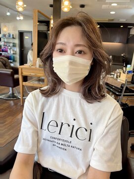 レイラバイアフロート 吉祥寺(Lila by afloat) 無造作にくびれレイヤーカットこなれミディ【Lila by afloat】