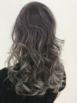 グロウ 大井町(grow) 《grow 大井町》グレージュ×ホワイトグラデーション