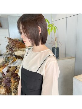 ミント(mint) ミニボブ/ストレートボブ/ボブ/ショートボブ/グレージュ