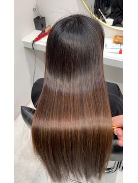 トランス(TRUNS) 髪質改善ULTOWAトリートメント