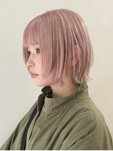 サンク 原宿 表参道(cinq) 原宿ペールピンクベージュカラー顔周りレイヤーカットウルフ30代